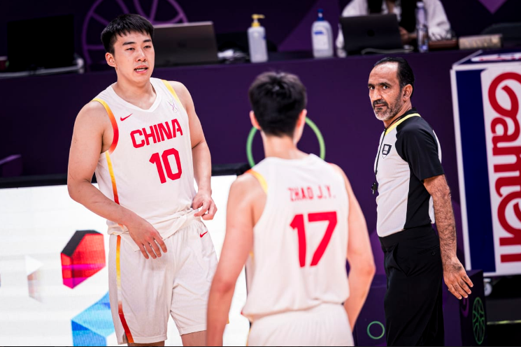 中国男篮对