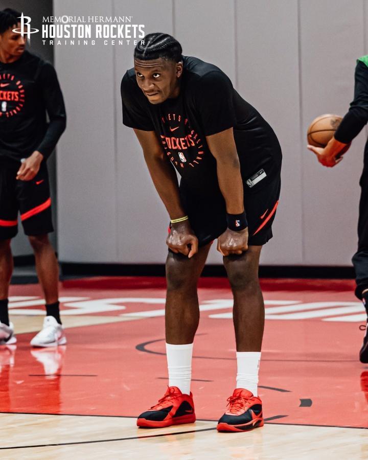 二阵容完全, 有的是被直, 愉快 二阵容完全, 有的是被直, 愉快